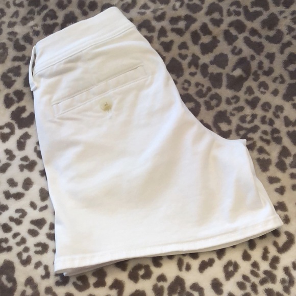 American Eagle Shorts in White Size 0 - Picture 15 of 16
